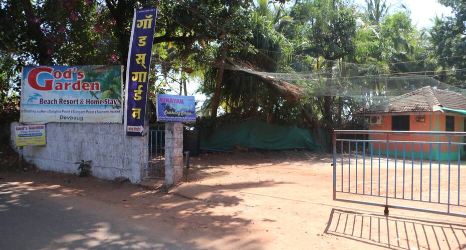 God's Garden Beach Resort, Tarkarli 1